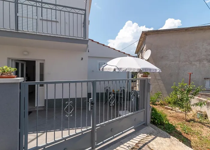 Novi Apartment