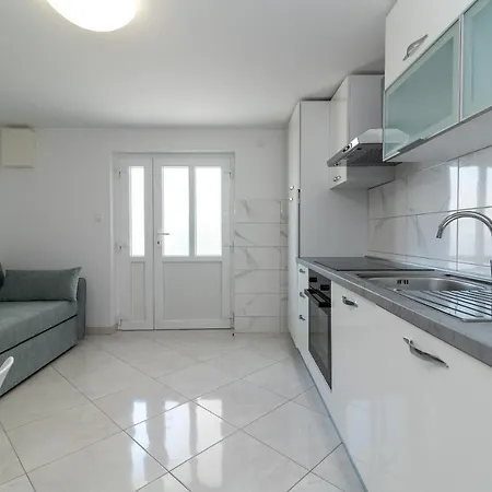 Apartment Novi